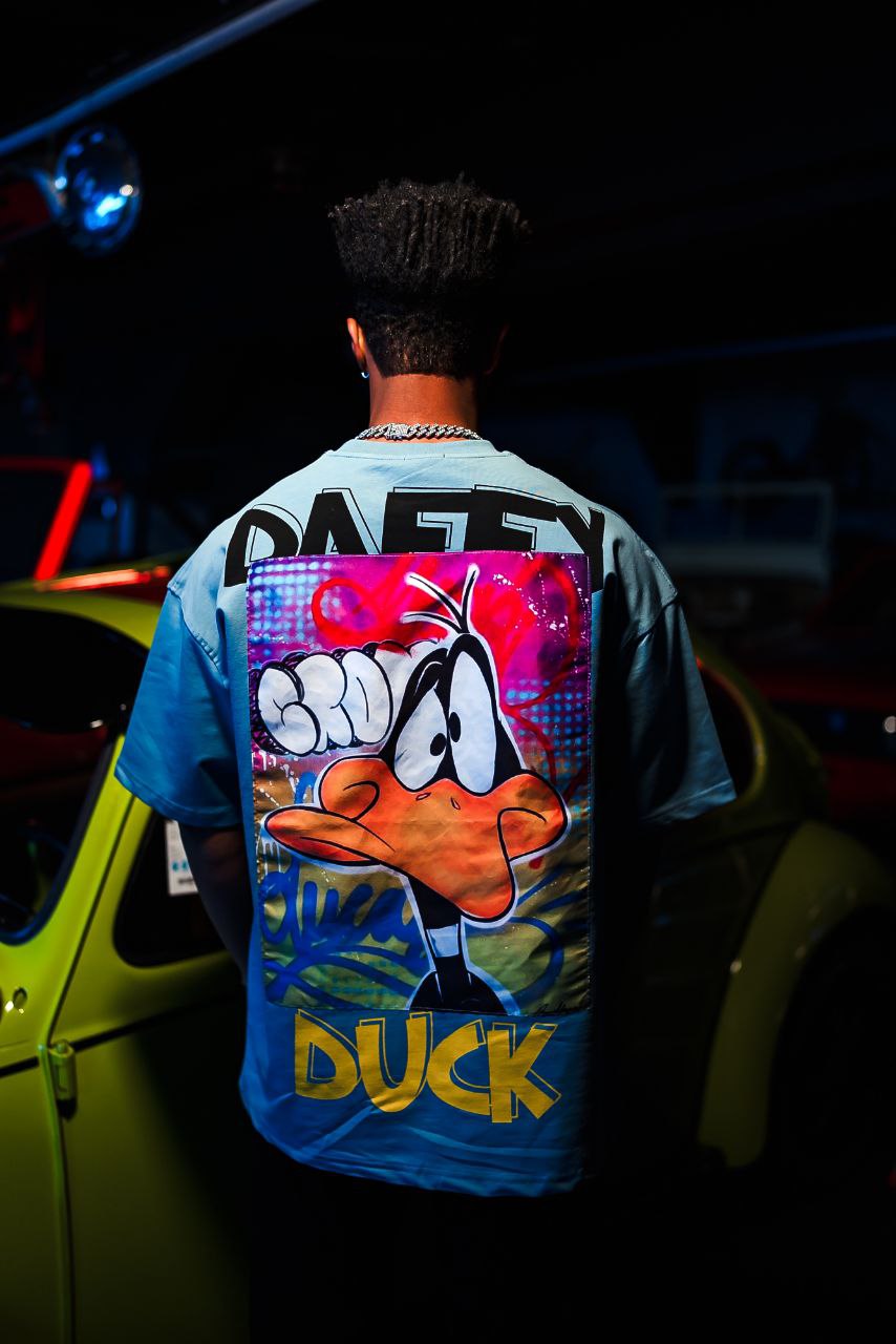 Daffy Duck GROVA T-Shirt - Stylish Cartoon Graphic Tee Withinblack