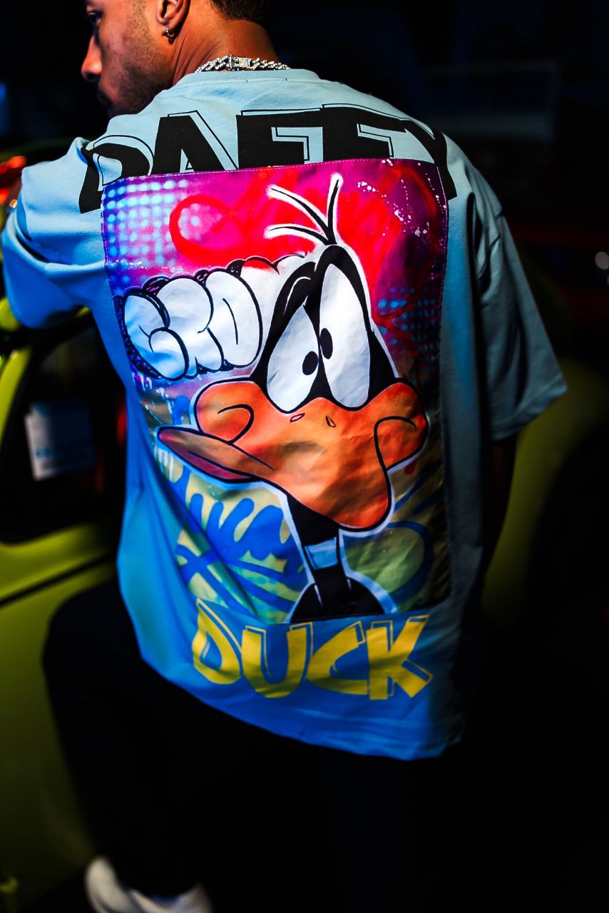 Daffy Duck GROVA T-Shirt - Stylish Cartoon Graphic Tee Withinblack