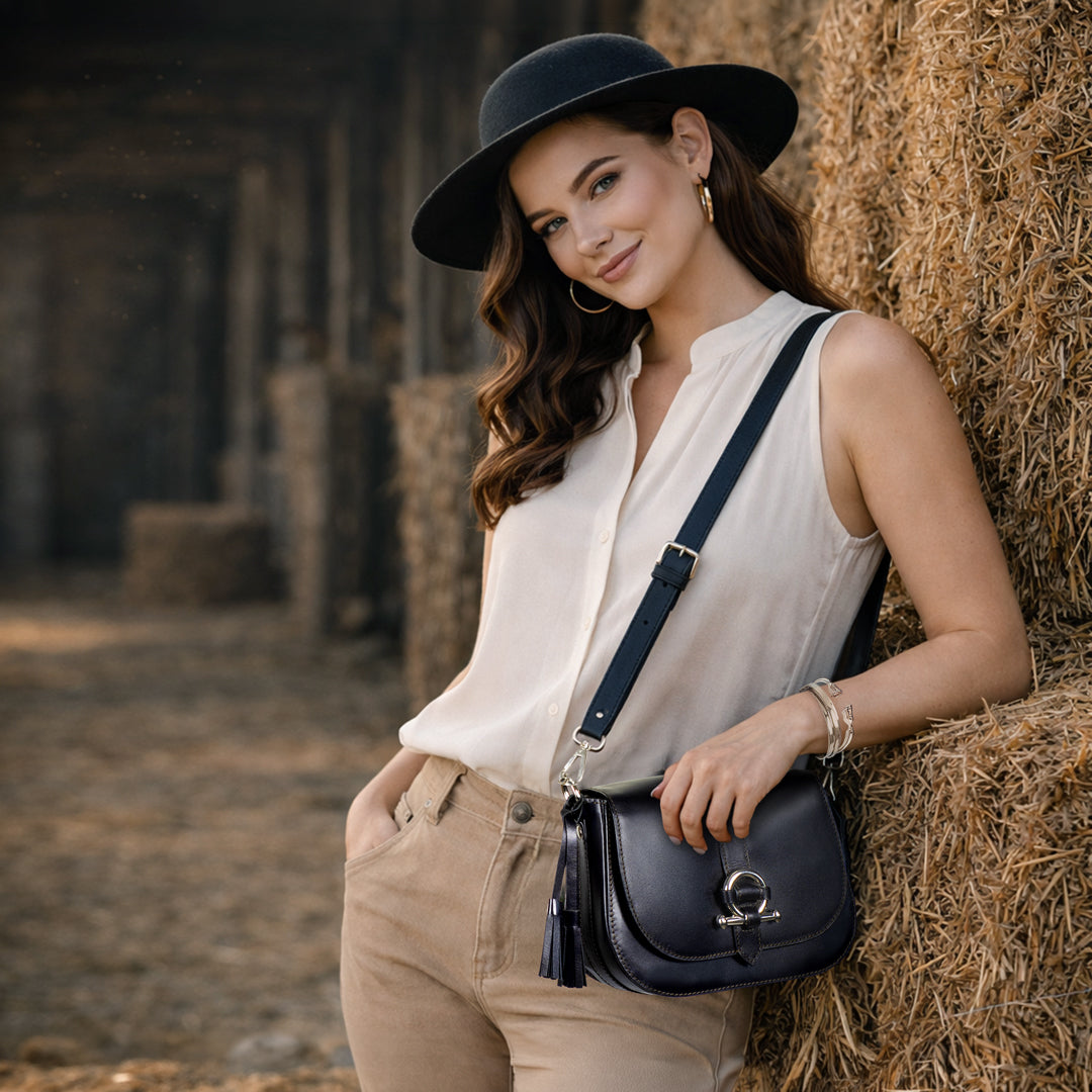 Del Rey - Equestrian Horse Bit Crossbody Luxury Leather Handbag in Black Urban-Equestrian