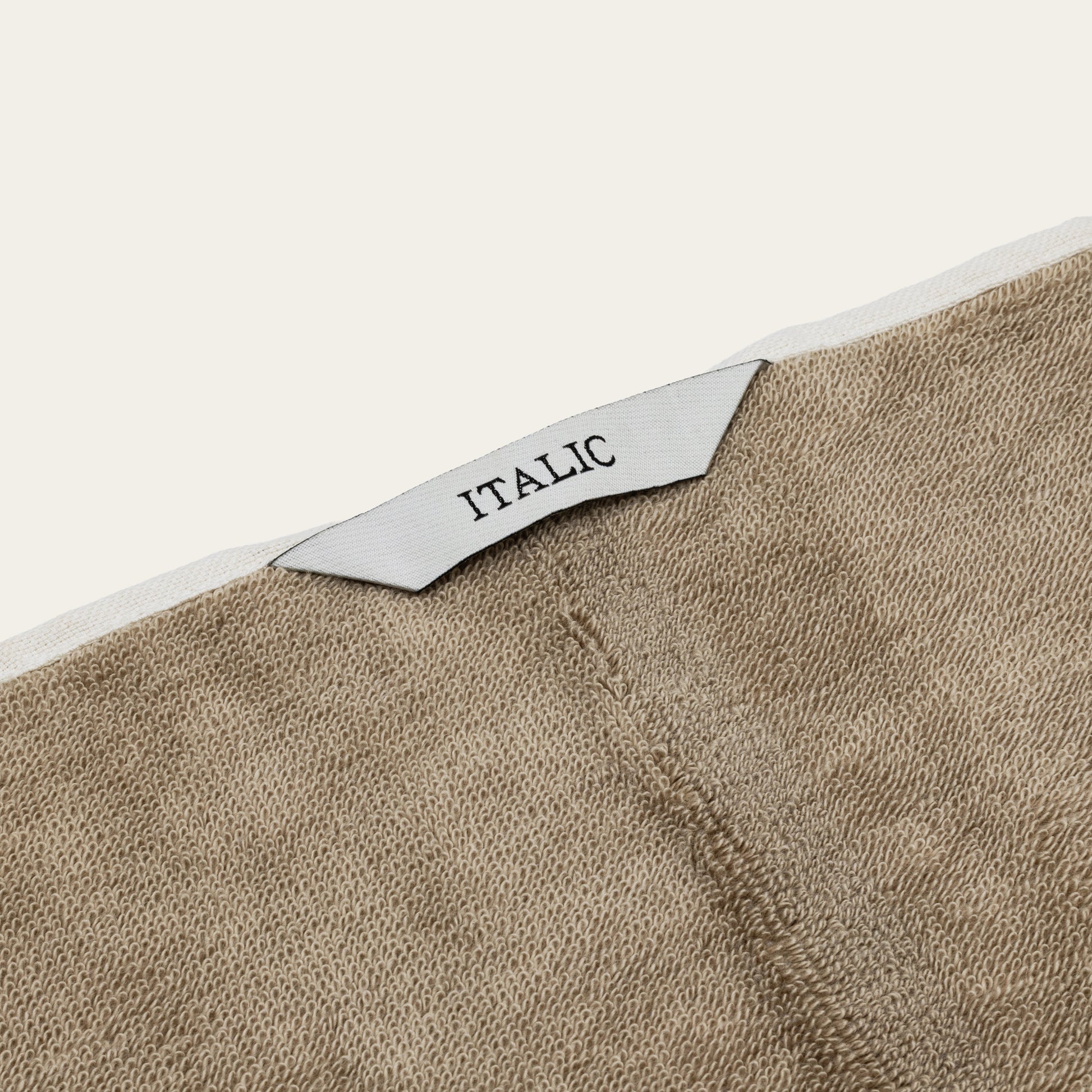Sorrel Towels Italic