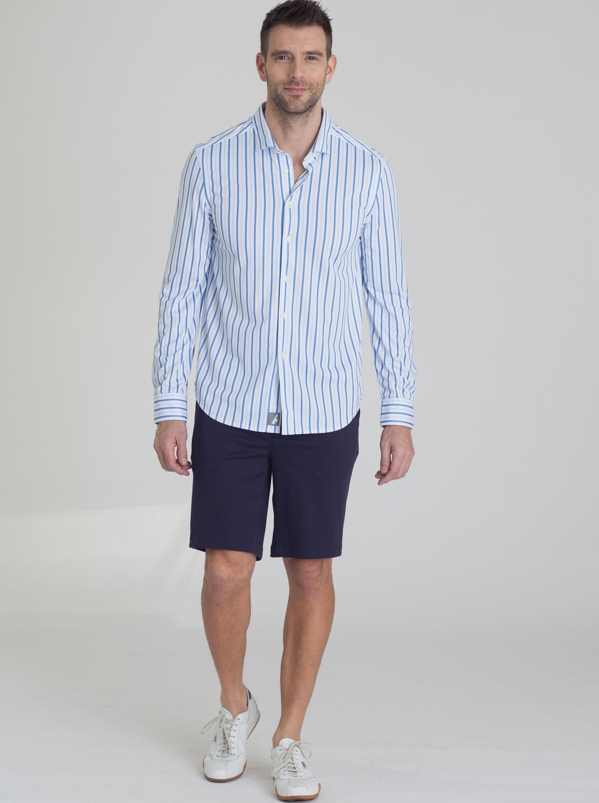 Stretch Eagle Shorts - Navy Buki