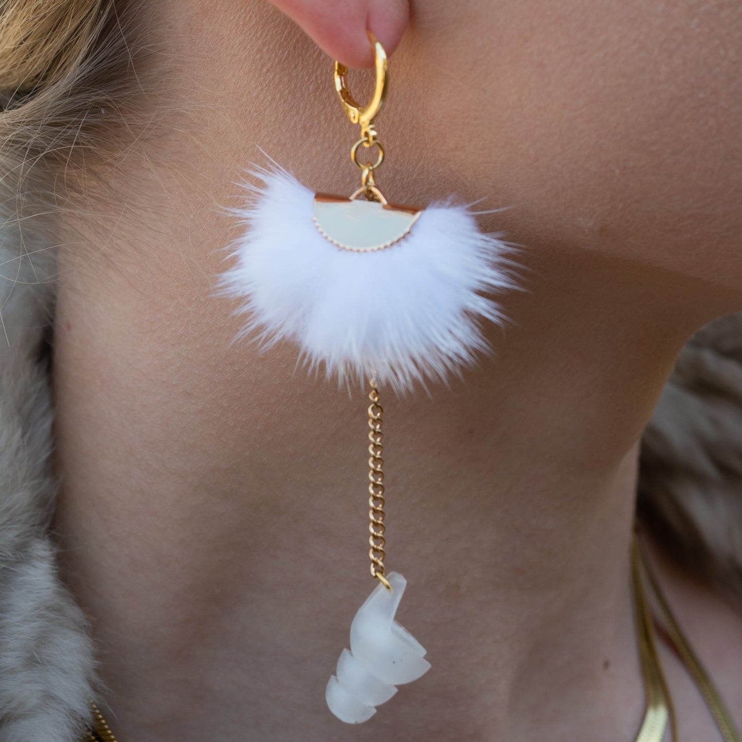 Fluffy Fans Wook Plugs