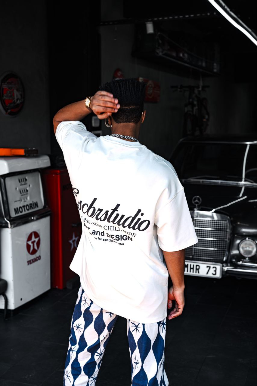 Escbrstudio Graphic Cotton Tee / Chill Now Art Design T-Shirt Withinblack
