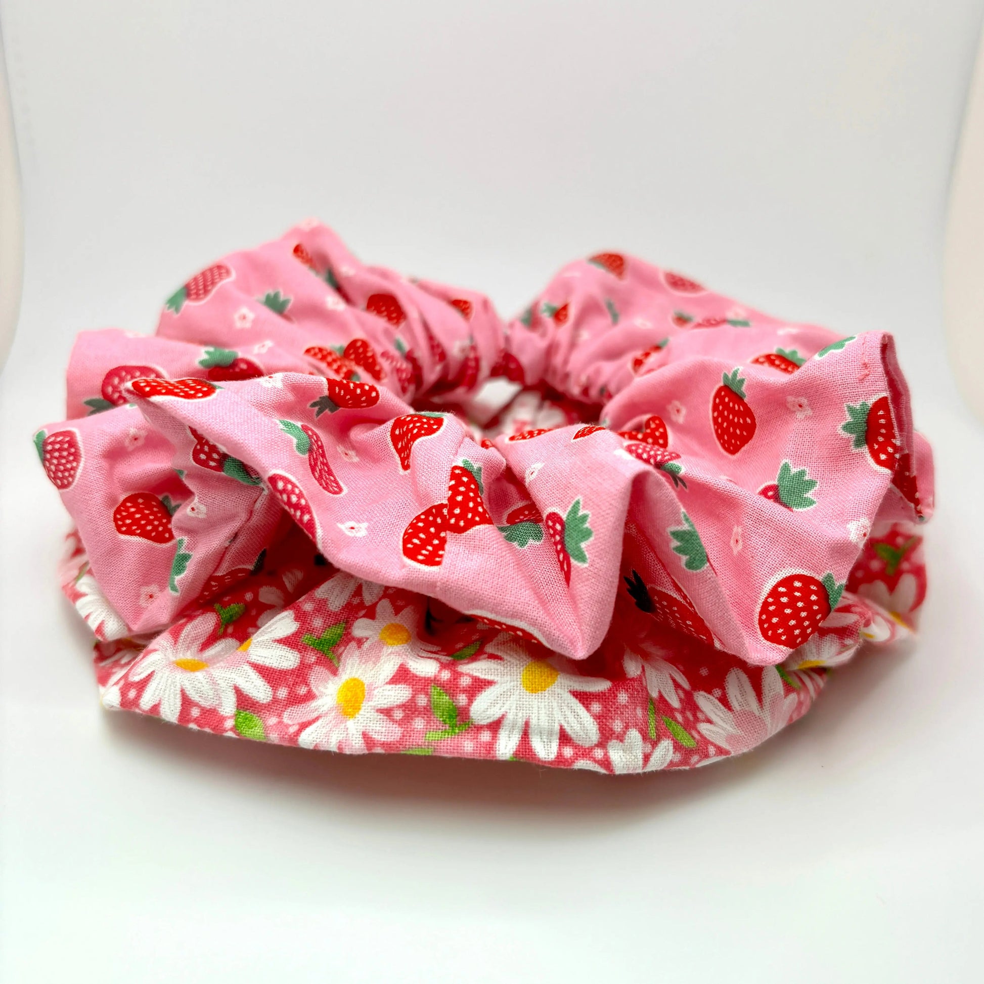 Strawberry & Daisy Summer Scrunchie Set Enchanted Scrunch