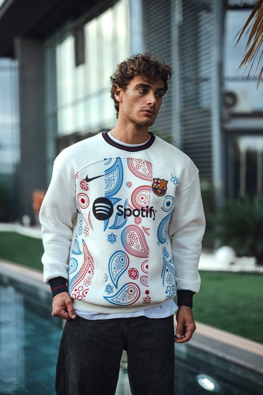 FC Barcelona Oversized Sweatshirt - Iconic Logo Casual Sportswear Withinblack