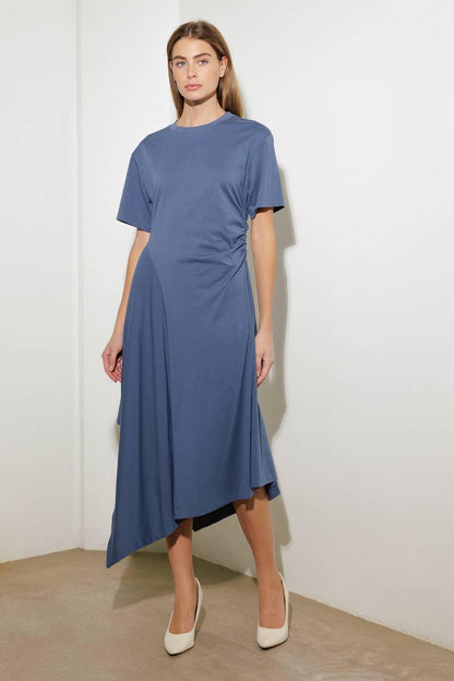 RIGHT ON CUE KNIT MIDI DRESS Flying Tomato