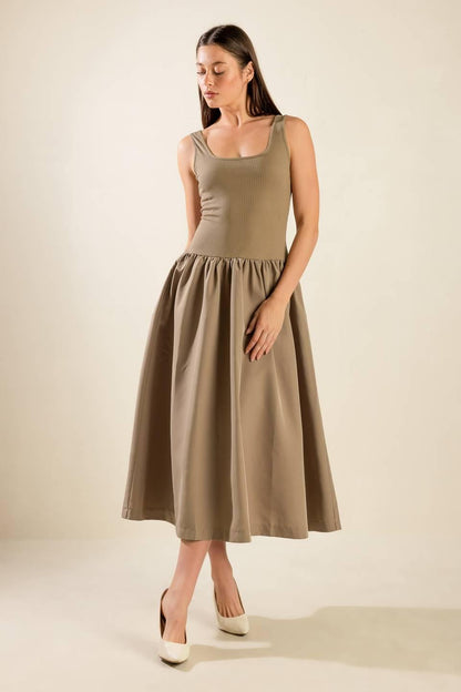 LIGHT UP THE SKY WOVEN MIDI DRESS Flying Tomato