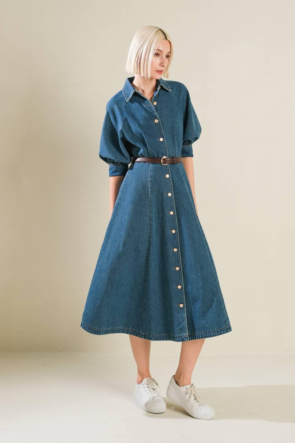DIVIDE AND CONTOUR DENIM MIDI DRESS Flying Tomato