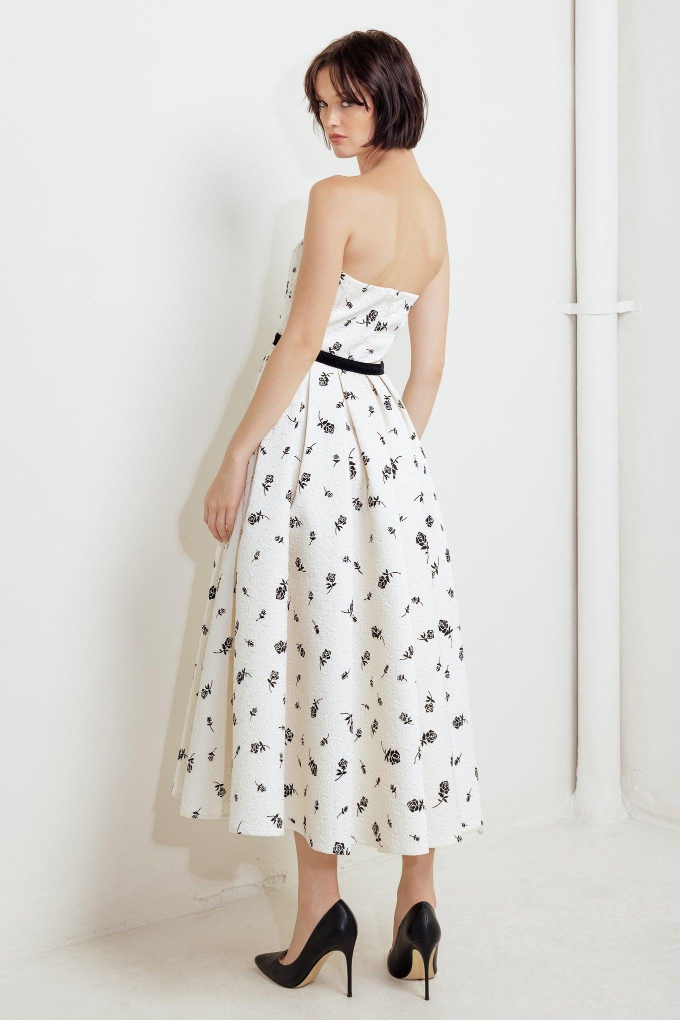 LOVELY CULTIVATED WOVEN MIDI DRESS Flying Tomato