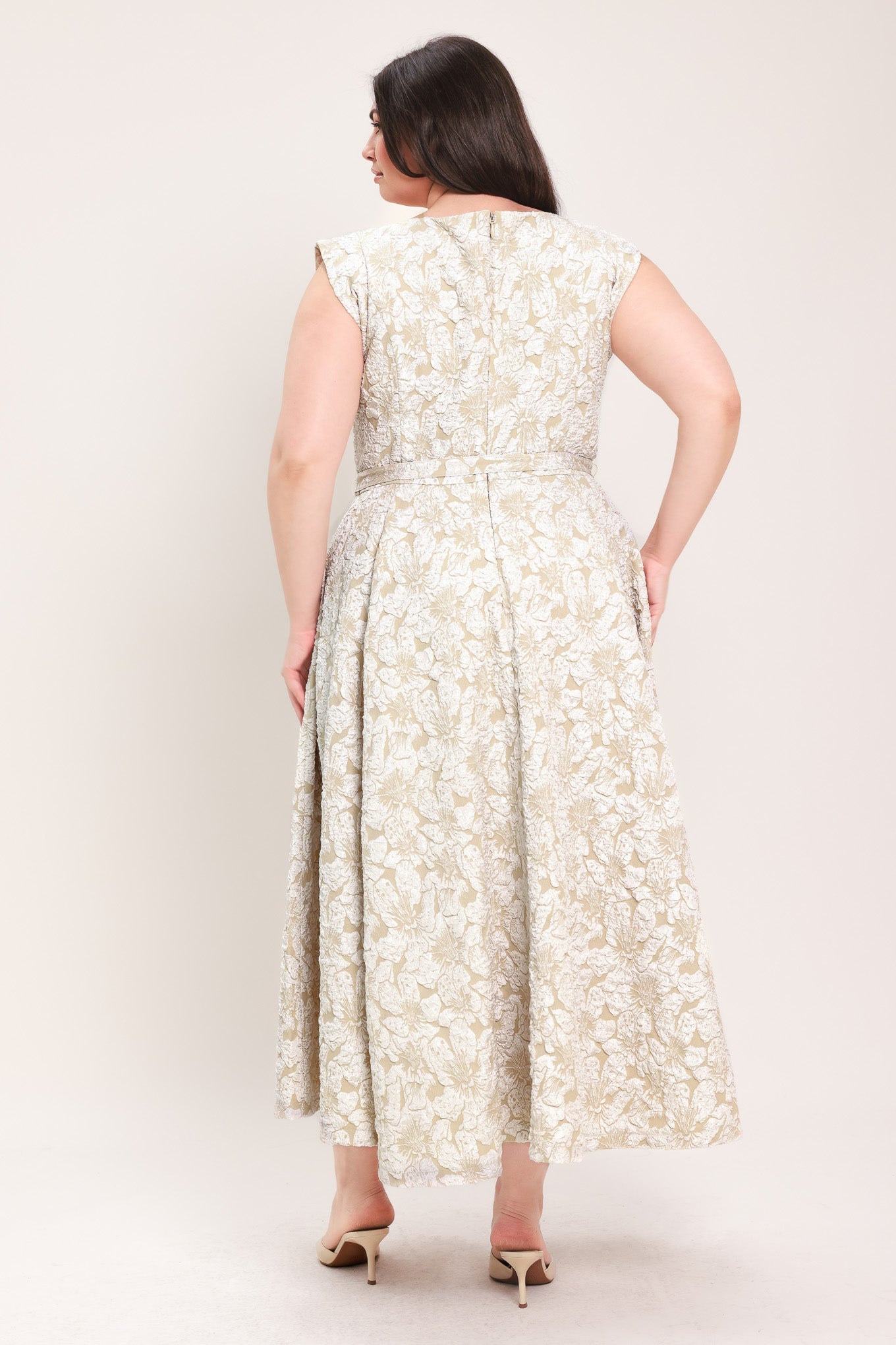 STATEMENT IN IVORY WOVEN MIDI DRESS Flying Tomato