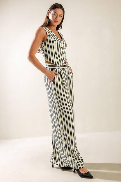 IN THE QUIET SHADE WOVEN VEST Flying Tomato