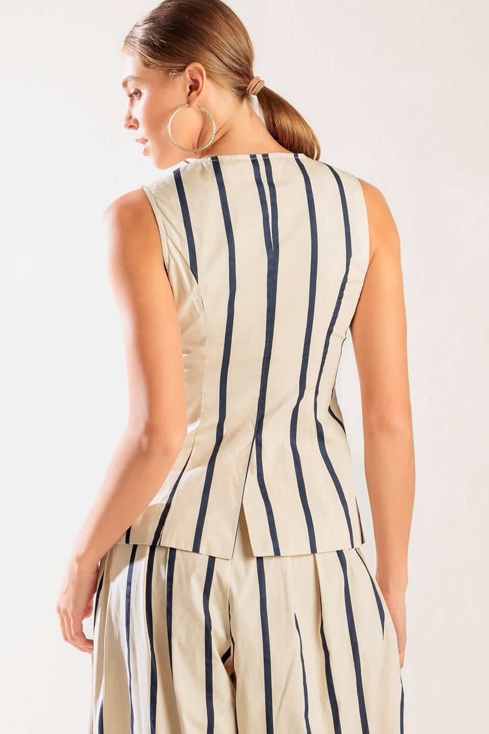 HERE AND NOW WOVEN VEST Flying Tomato