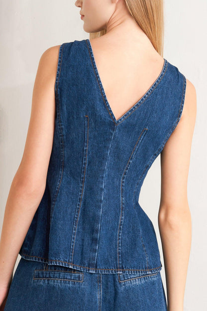 SHARP FEMININITY DENIM VEST Flying Tomato