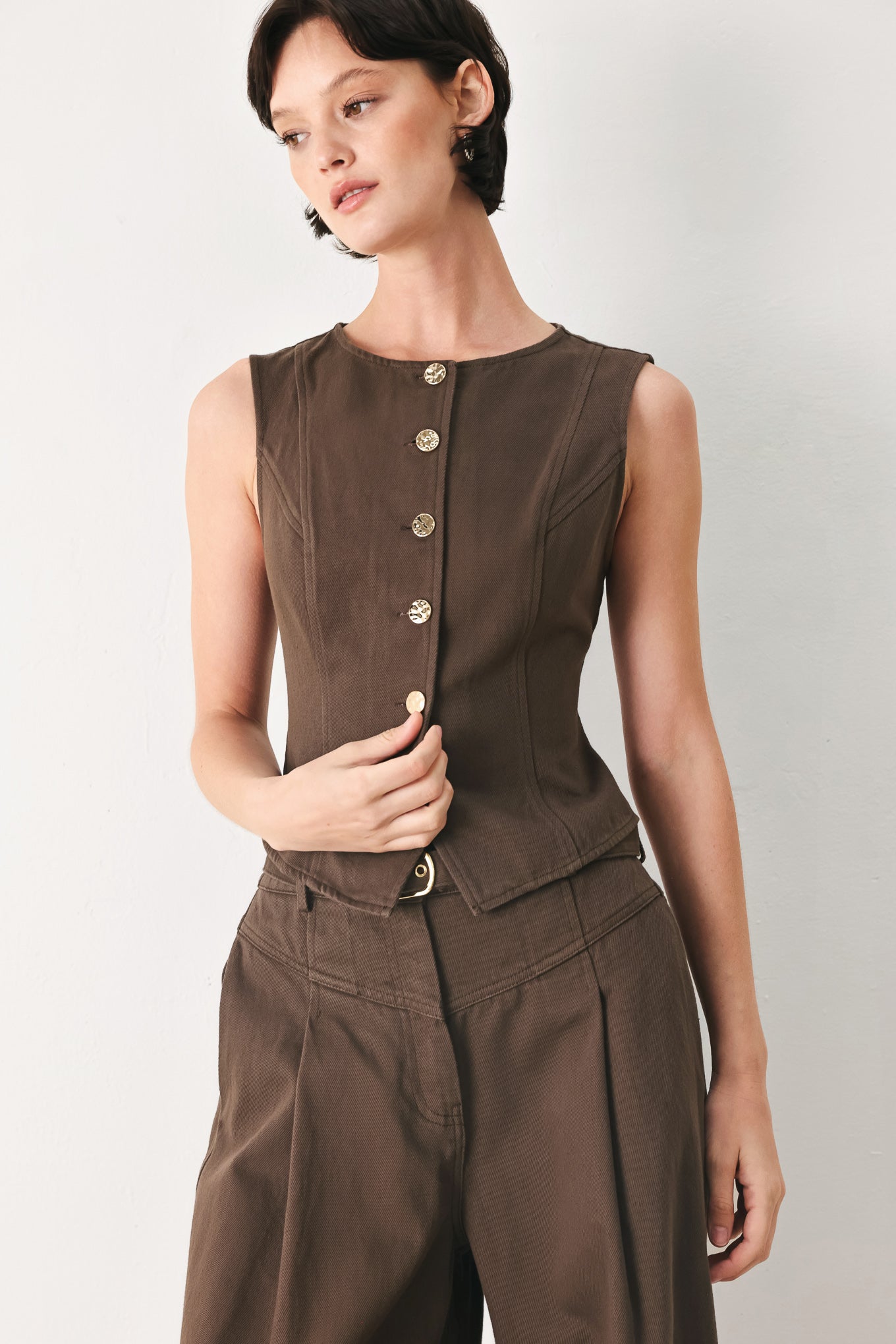 BROWN SUGAR STATEMENT WOVEN VEST Flying Tomato