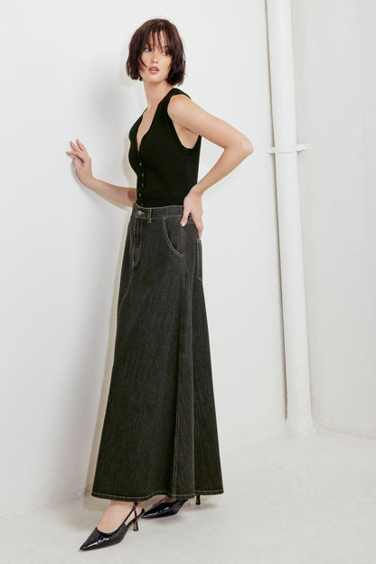 TRADING SECRETS DENIM SKIRT Flying Tomato