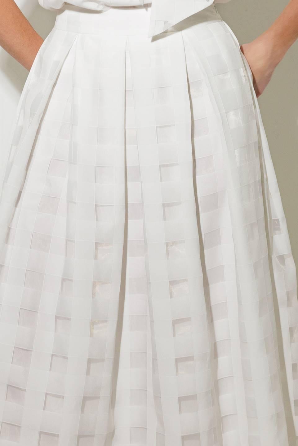 LIVE FOR US WHITE ORGANZA MIDI SKIRT Flying Tomato