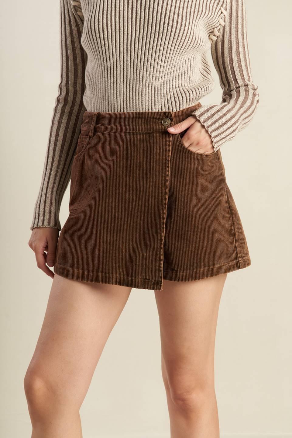 ESCAPING REALITY CORDUROY SKIRT Flying Tomato