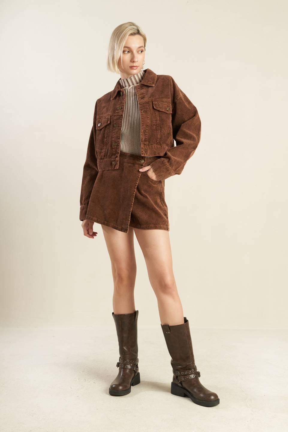 ESCAPING REALITY CORDUROY SKIRT Flying Tomato