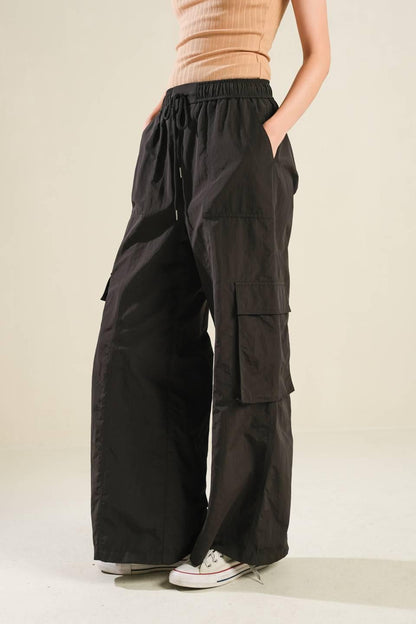LOVIN ON ME CARGO PANTS Flying Tomato