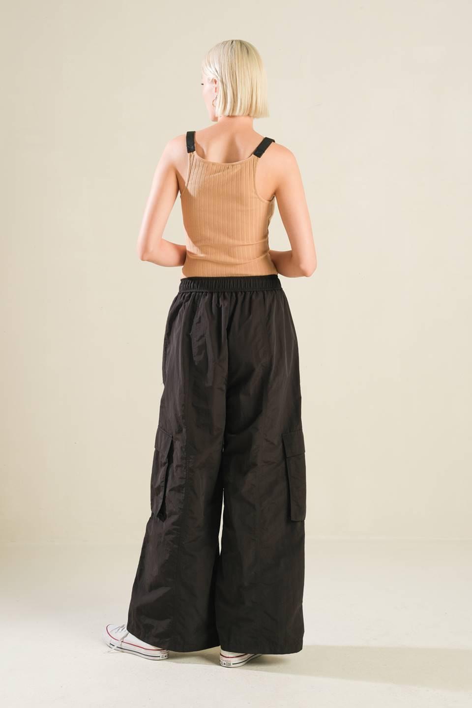 LOVIN ON ME CARGO PANTS Flying Tomato