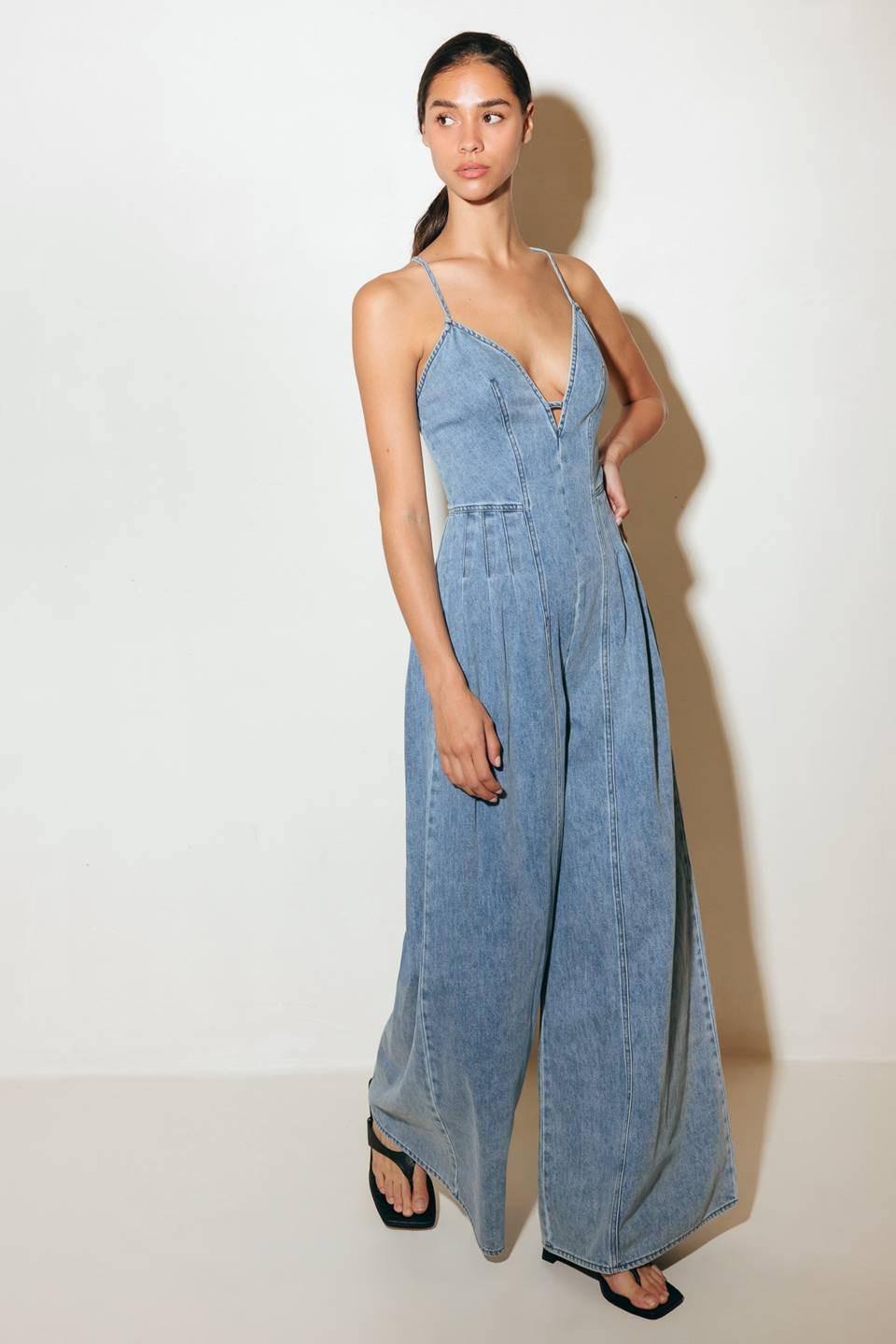 EASED LINE LIGHT DENIM JUMPSUIT Flying Tomato