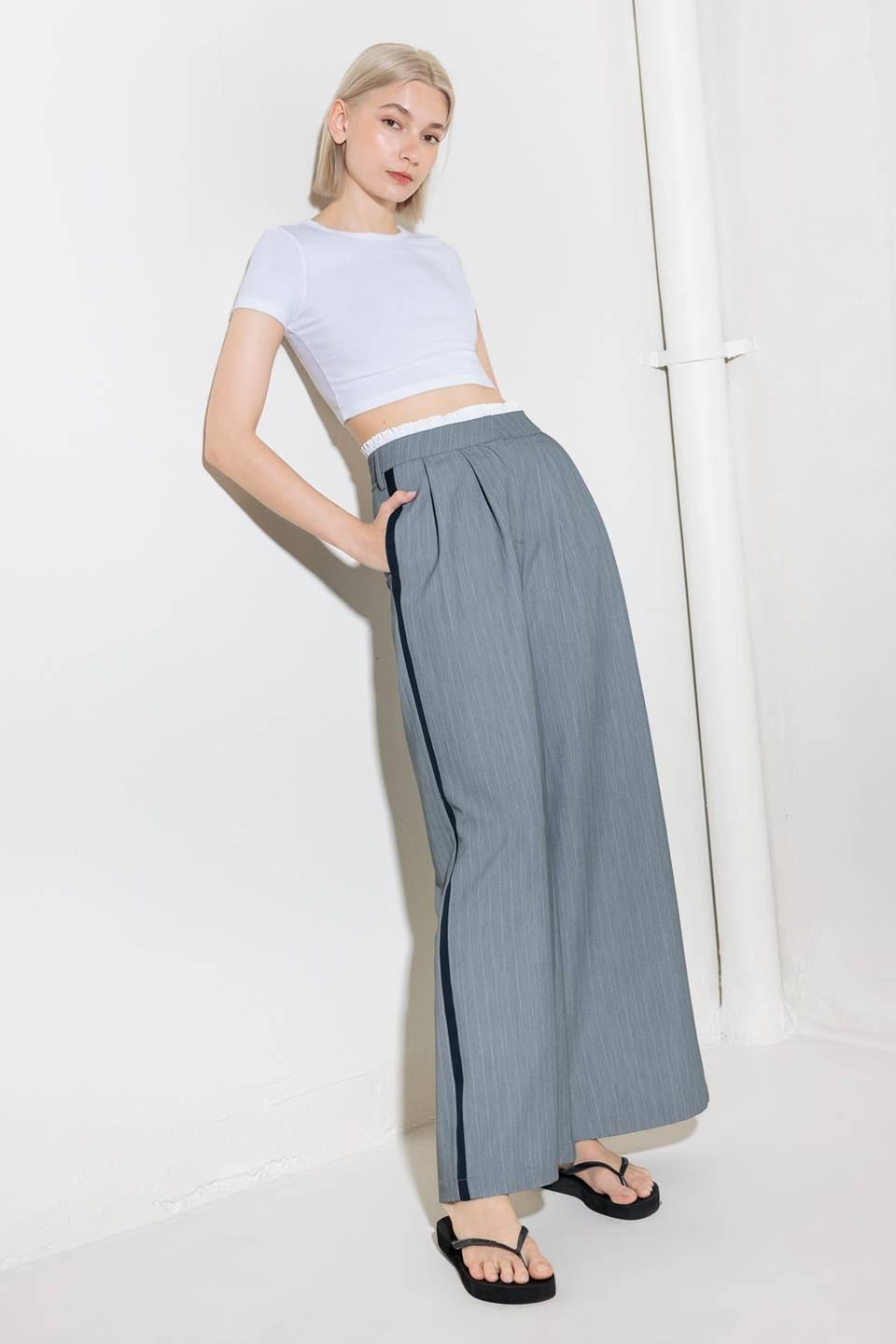 SMILE BRIGHT IN GREY WOVEN PANTS Flying Tomato