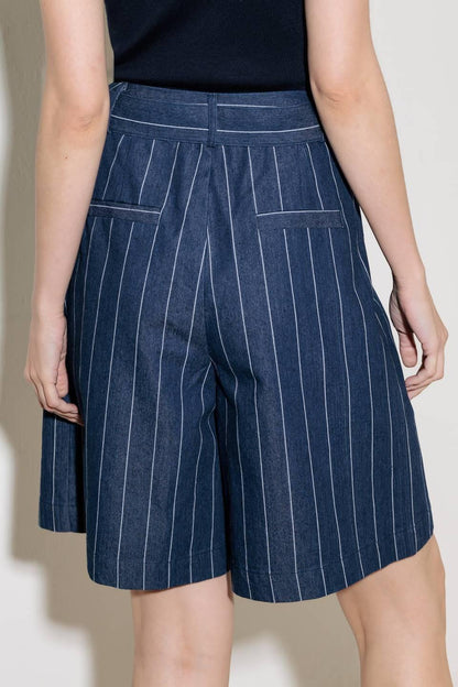 HOLD JOY IN INDIGO WOVEN SHORT Flying Tomato