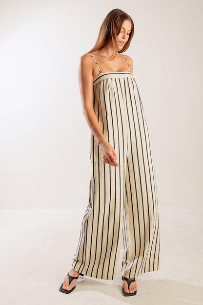 JUST THE BEGINNING WOVEN JUMPSUIT Flying Tomato