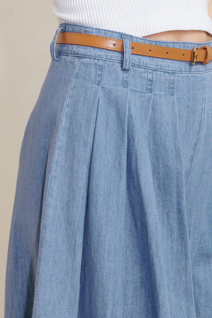SERENITY HILL CHAMBRAY SHORT Flying Tomato
