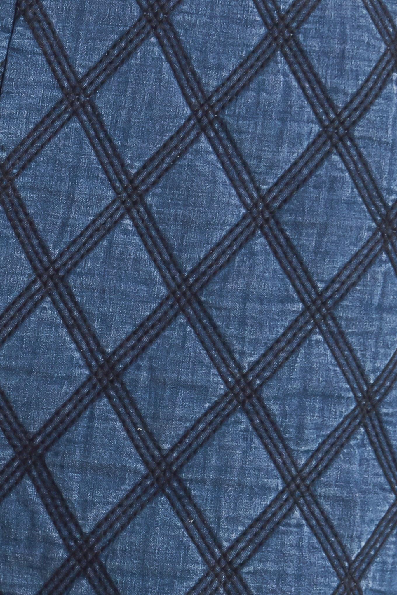 MODERNLUXE QUILTED WOVEN SHORT Flying Tomato