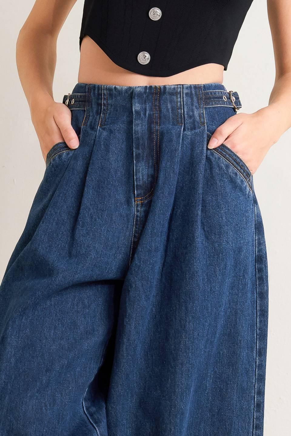 SHARP FEMININITY DENIM PANTS Flying Tomato