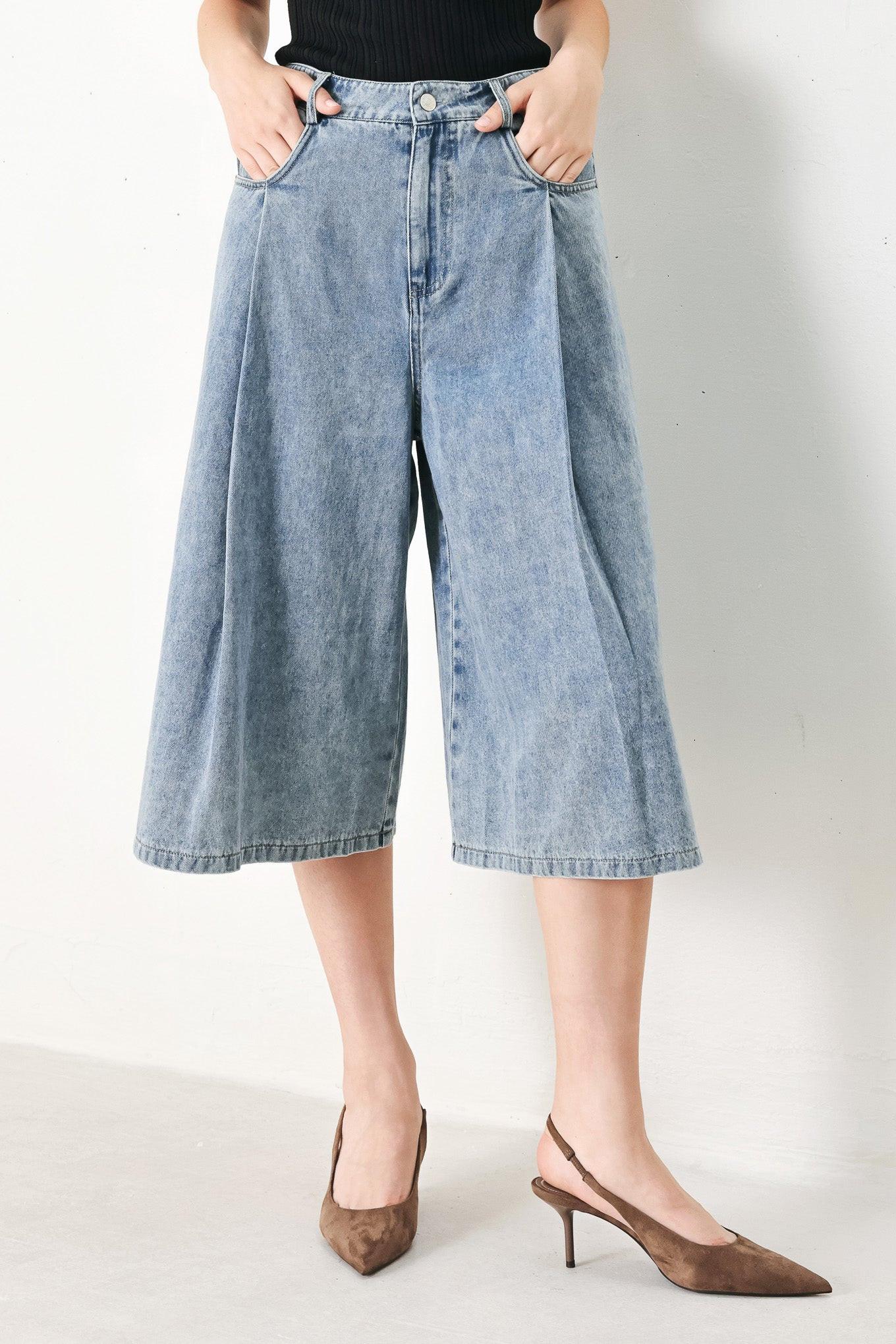 [PREORDER] SKY CHARMER DENIM CULOTTE PANTS Flying Tomato