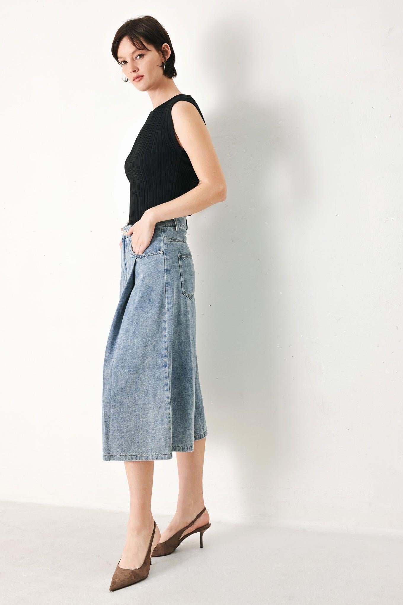 [PREORDER] SKY CHARMER DENIM CULOTTE PANTS Flying Tomato