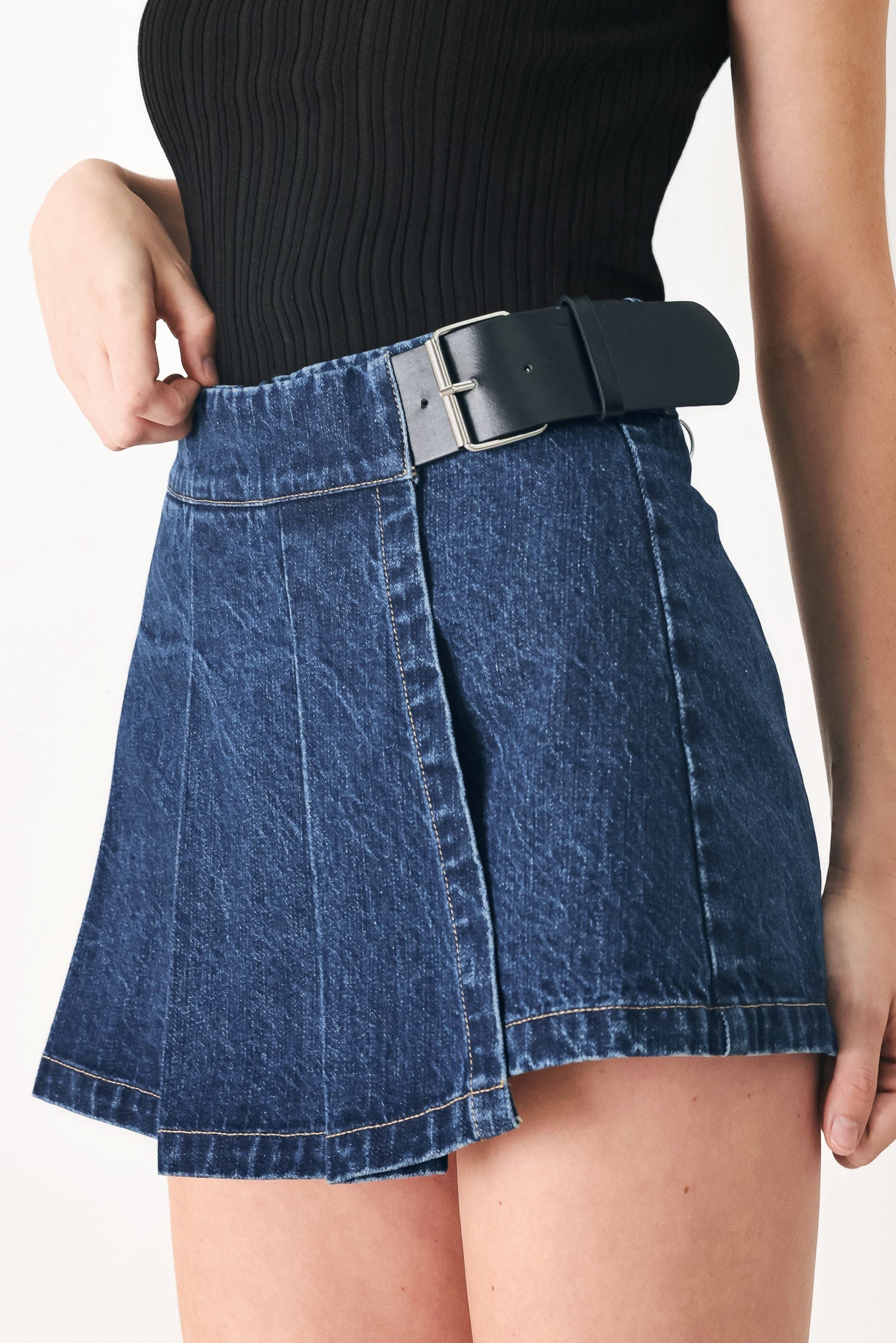 OFF DUTY DENIM SKORT Flying Tomato