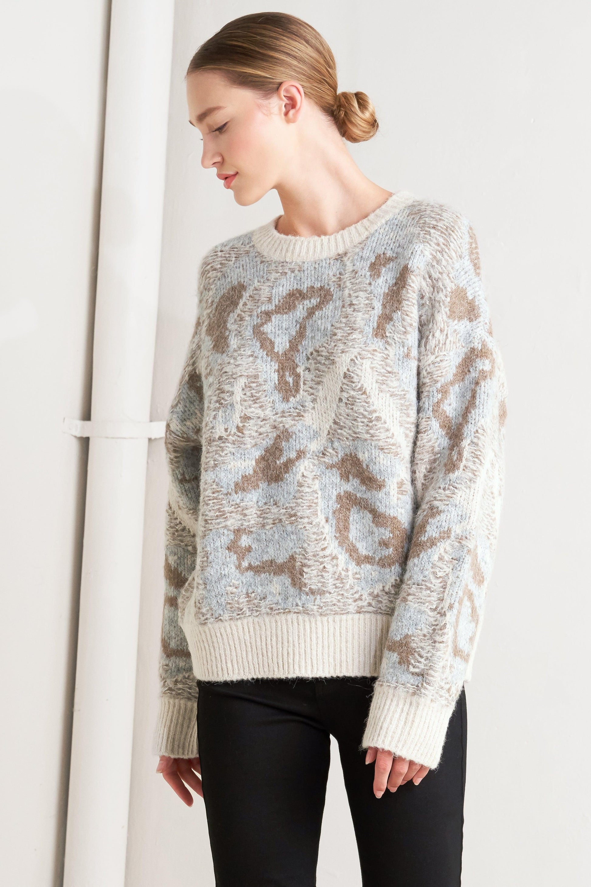 PROMINENT CHARM PULLOVER SWEATER TOP Flying Tomato