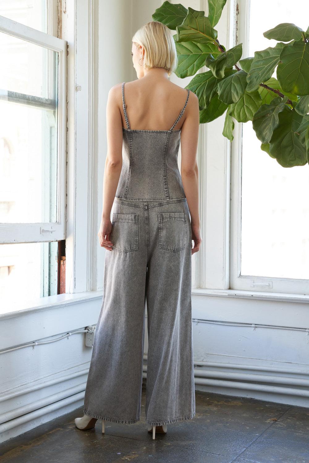 SLEEK ESSENCE DENIM TOP Flying Tomato