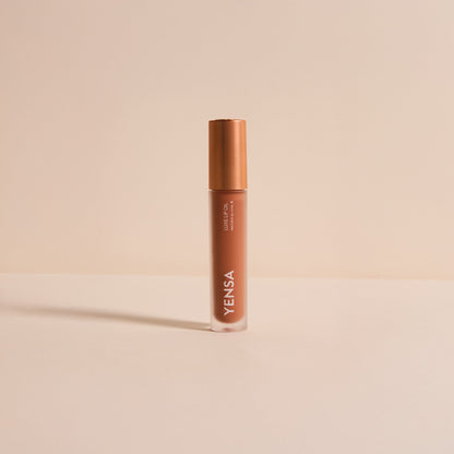 Luxe Lip Nourishing Oil with Hyaluronic + Vitamin E YENSA