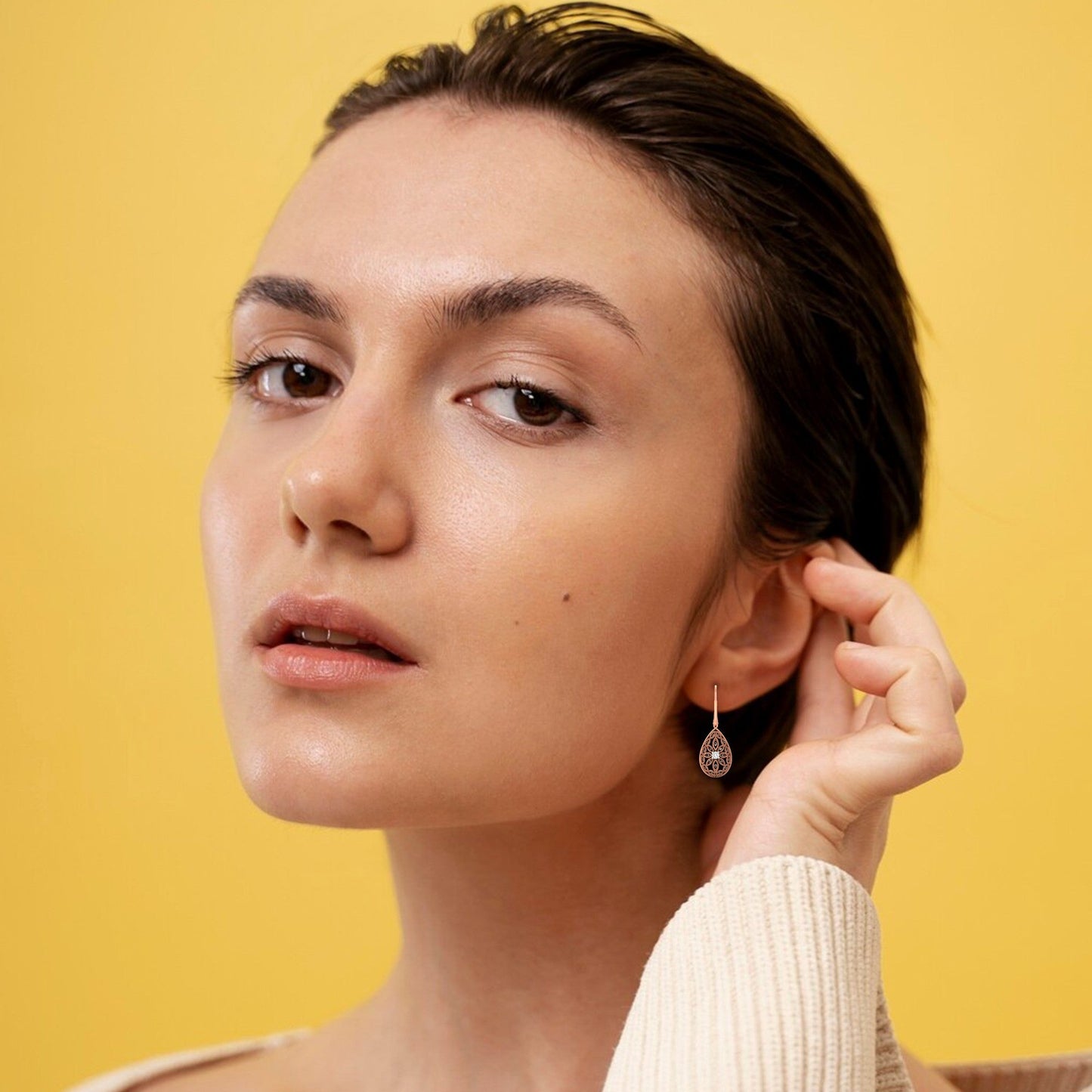 Filigree Diamond Openwork Teardrop Earrings Fascinating Diamonds
