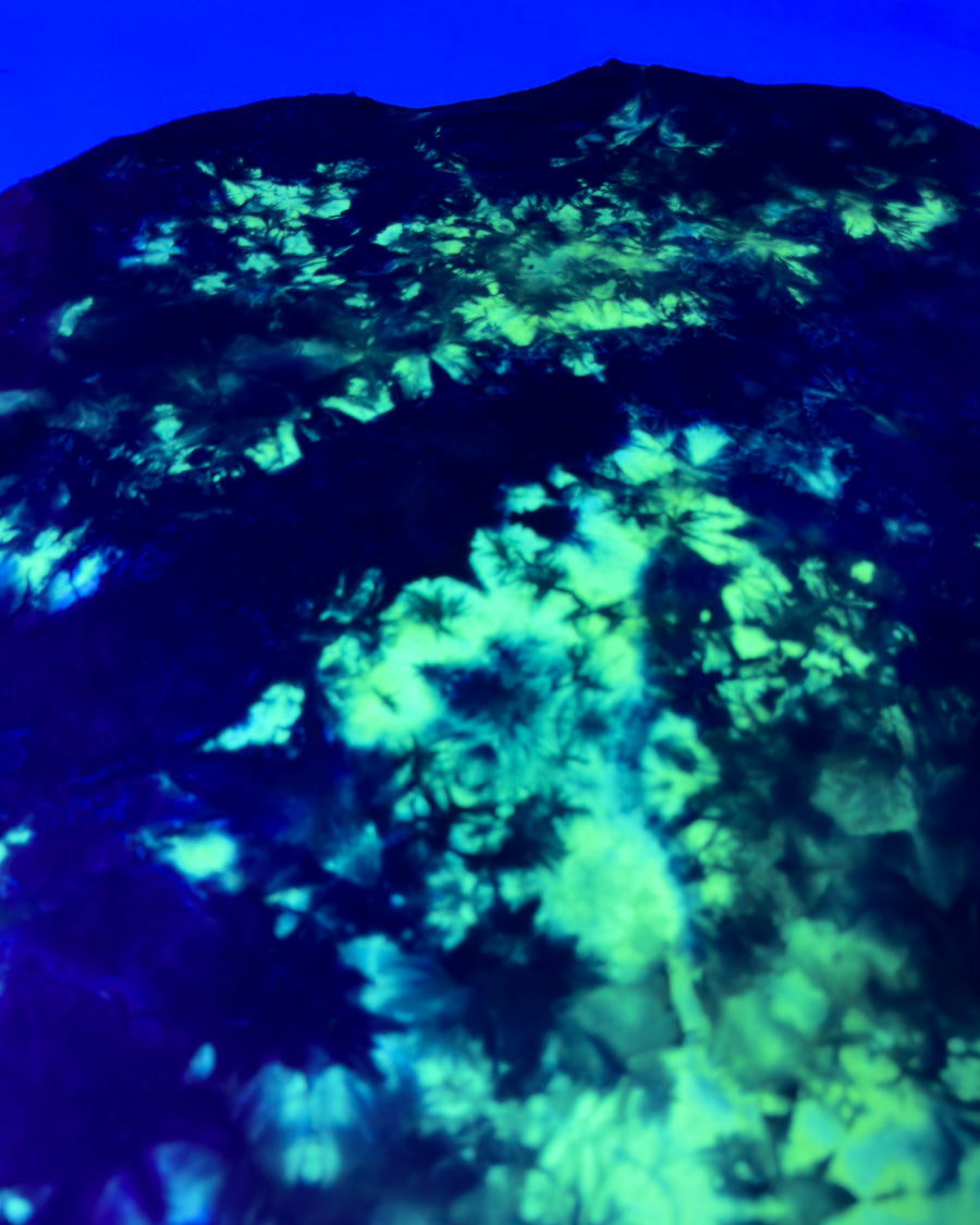 CRYSTAL DYED T-SHIRT Firefly (Fluorescent) Keep Company