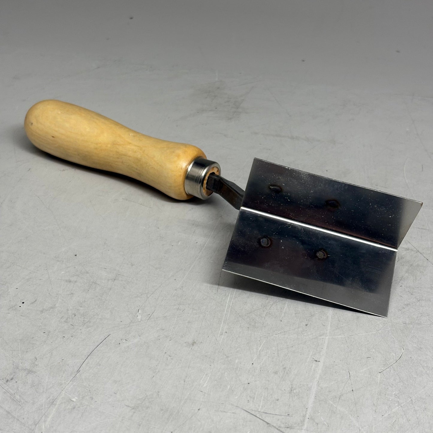 KRAFT TOOL CO EIFS Outside Corner Tool with Wood Handle 3" x 1-1/2" PL506 PayWut