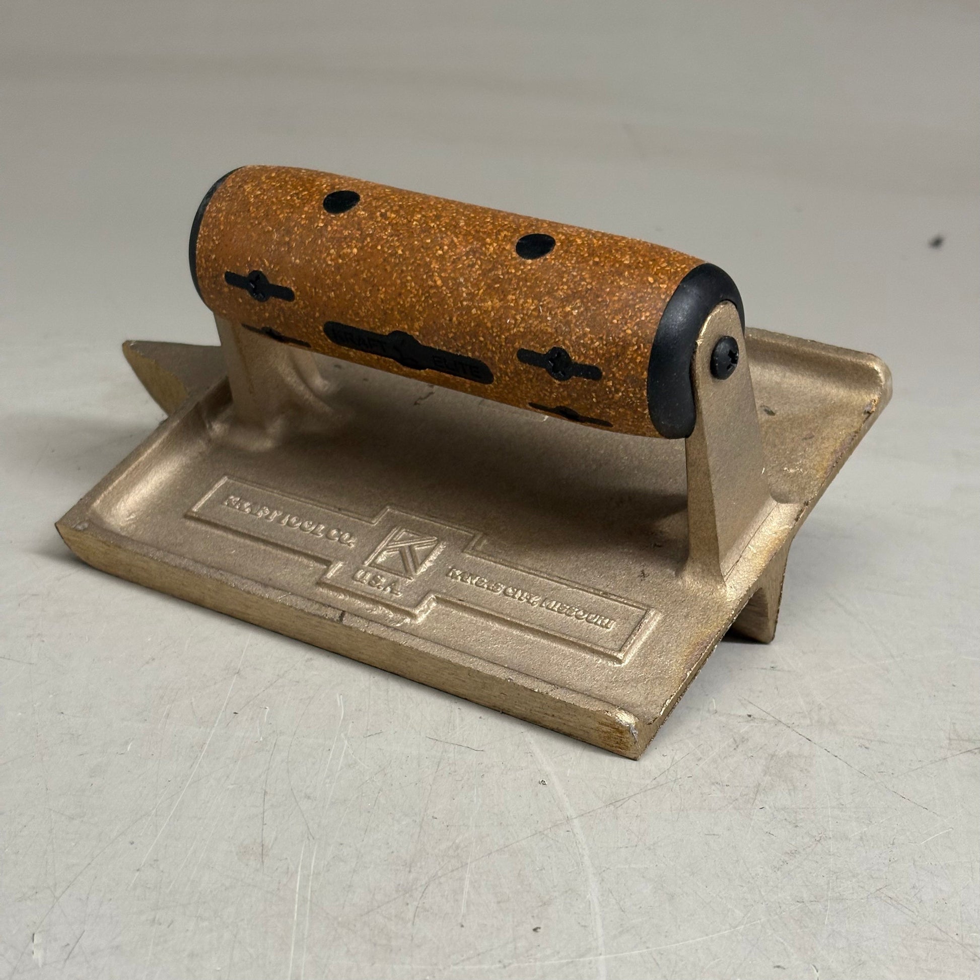 KRAFT TOOL CO Deep Bit Bronze Groover with Cork Handle 6" x 4-1/2" 1/4"R 1"D PayWut