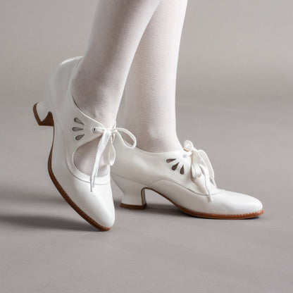 Gibson Edwardian Leather Shoes (Soft Ivory) American Duchess