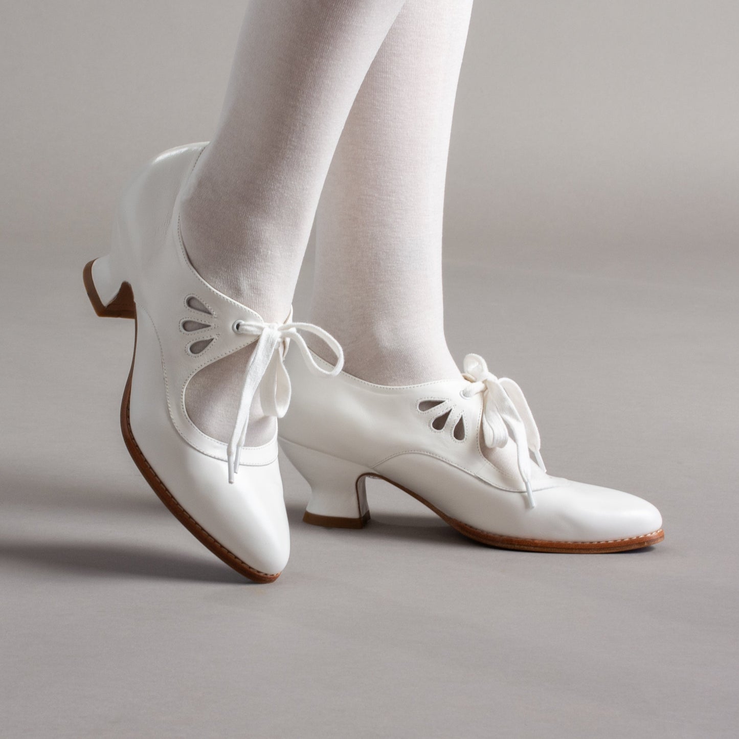 Gibson Edwardian Leather Shoes (Soft Ivory) American Duchess