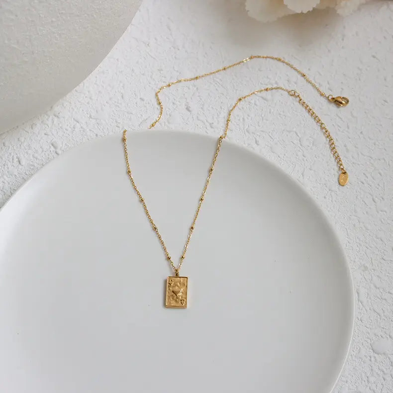 Square Pendant Heart Necklace LUNAR VINES