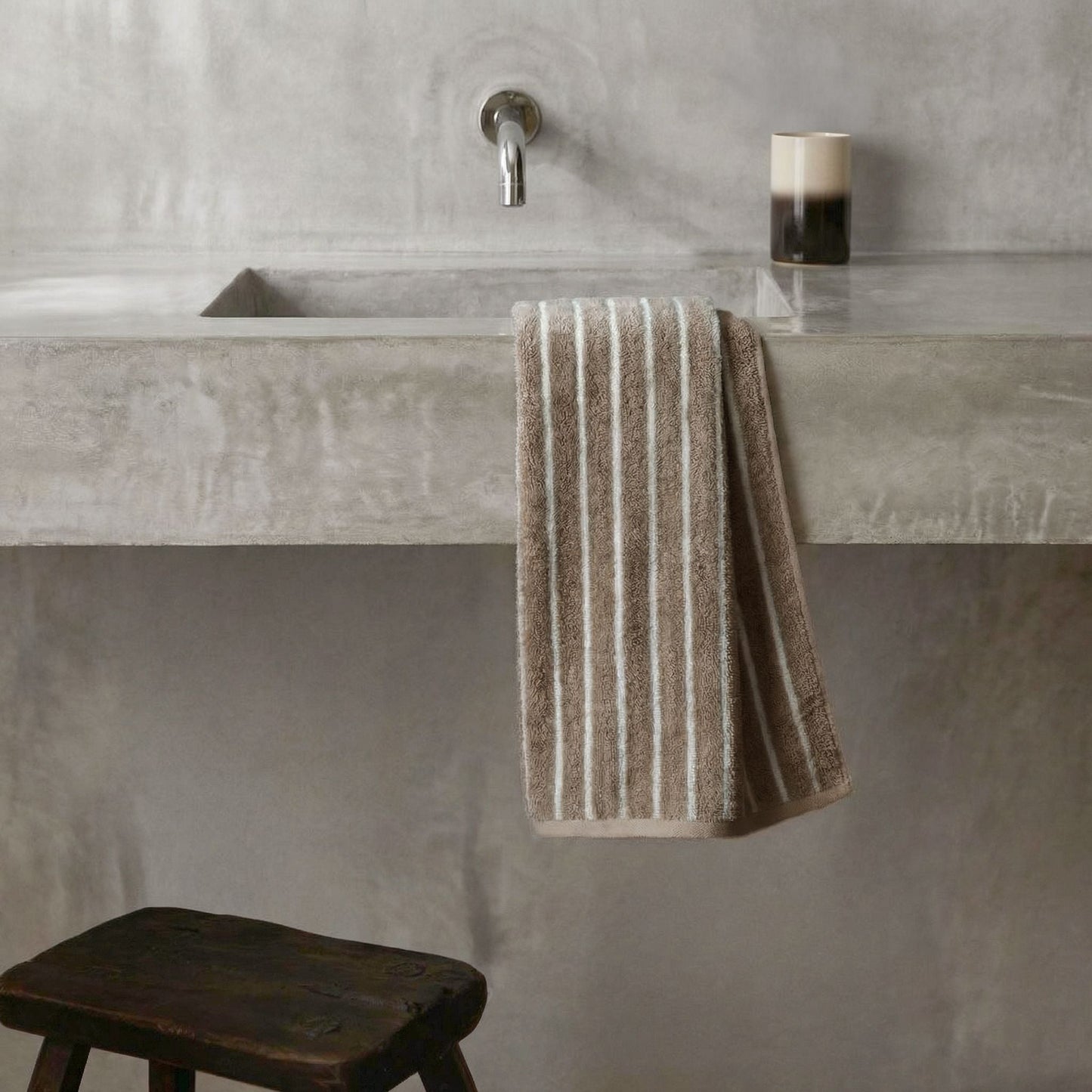 Ultraplush Australian Cotton Towels Italic