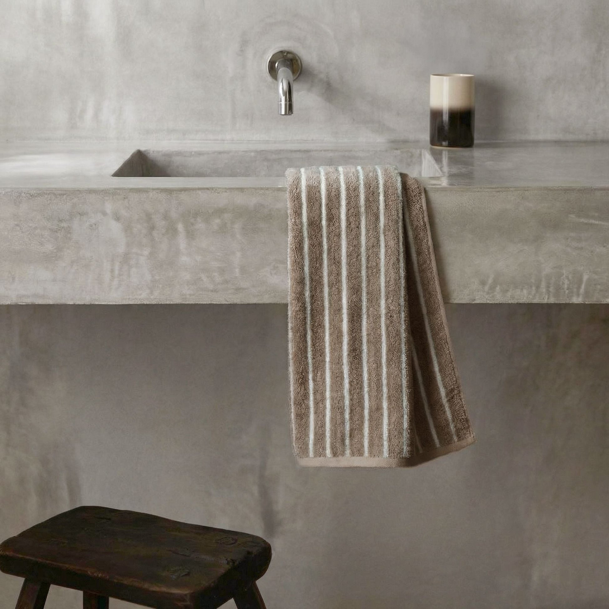 Ultraplush Australian Cotton Towels Italic