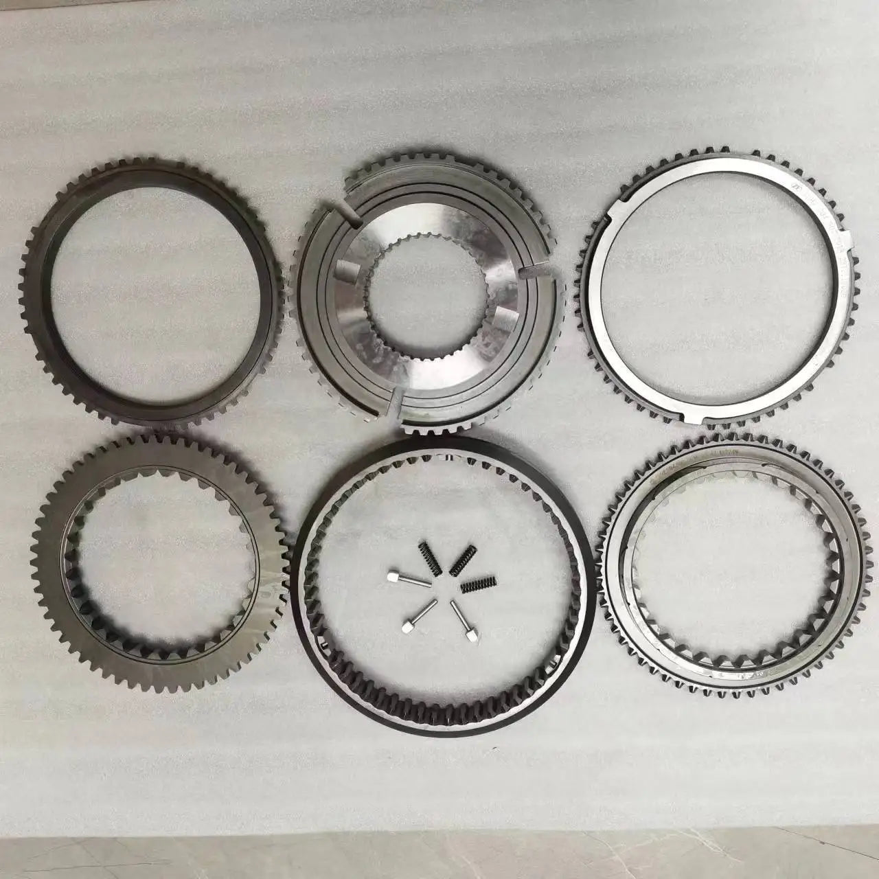 Truck Parts  3/4-speed Synchronizer Assembly  Transmission 1356204010 for SINOTRUK (CNHTC) Trucks NovaCart