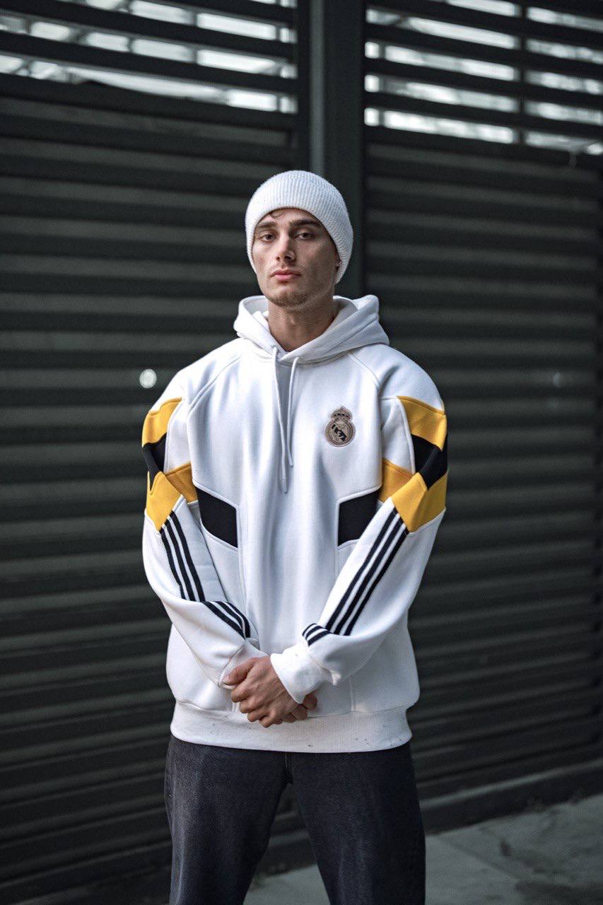Real Madrid Hooded Oversized Sweatshirt - Stylish and Comfortable Withinblack