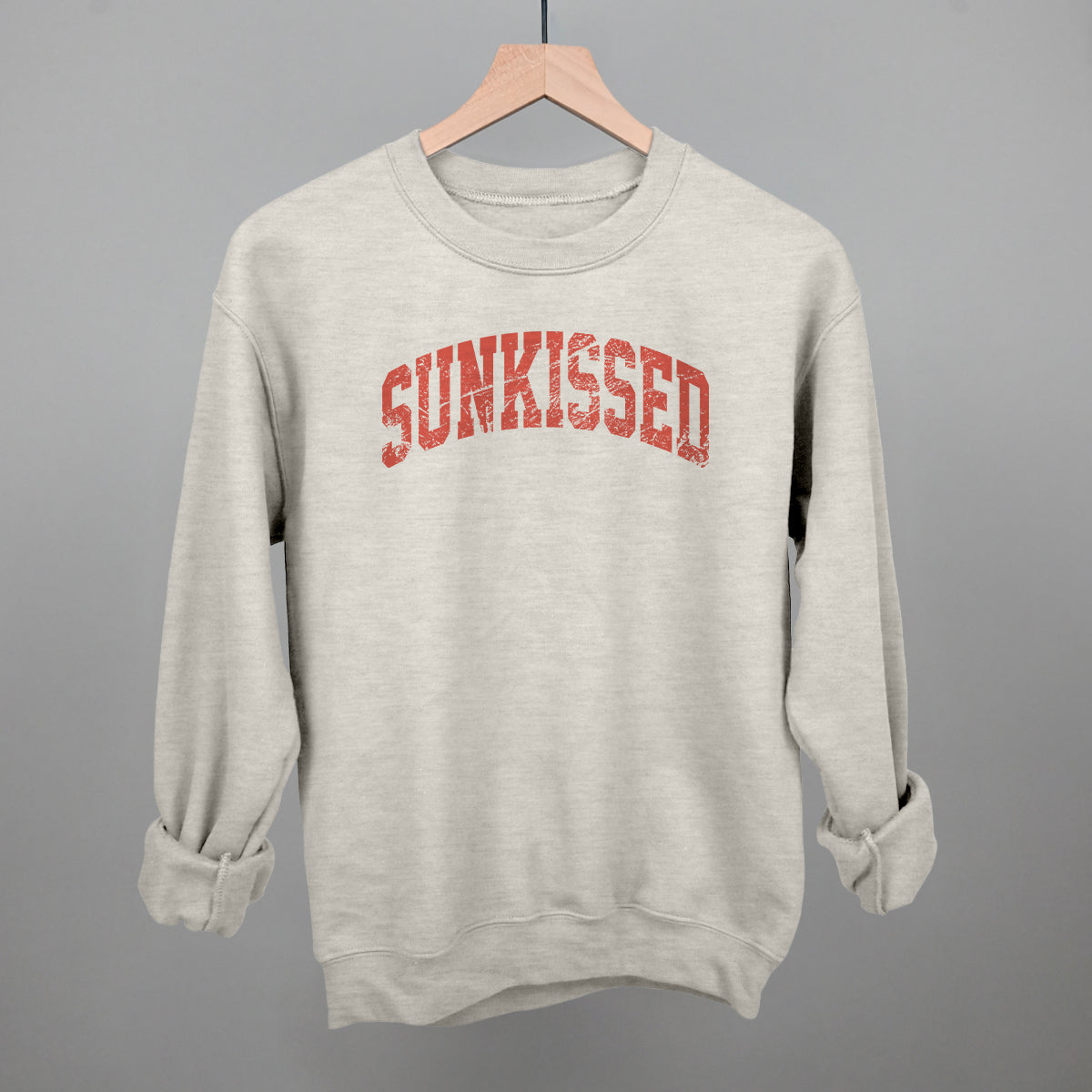 Sunkissed Distressed Arch Ivy + Cloth