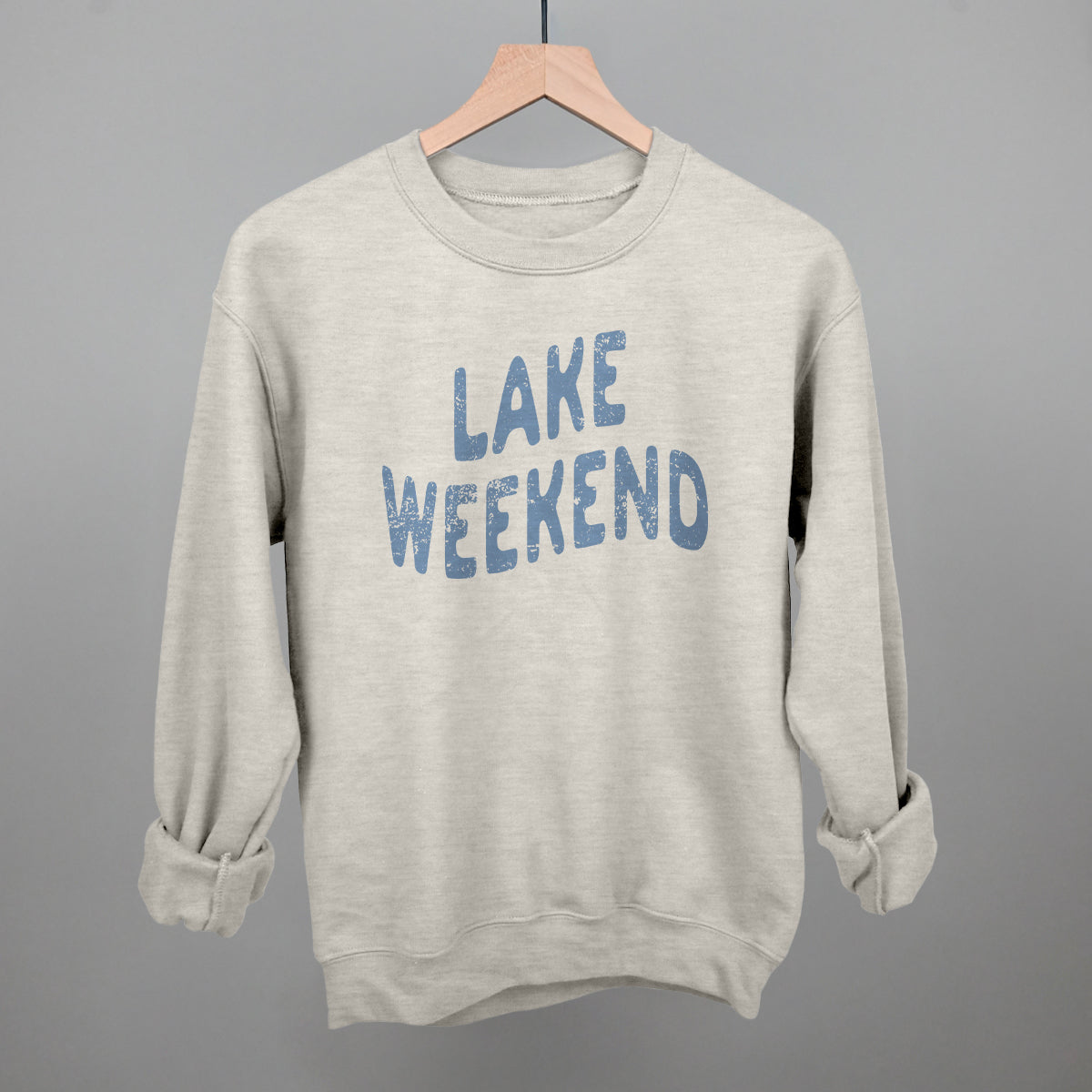 Lake Weekend Distressed Ivy + Cloth